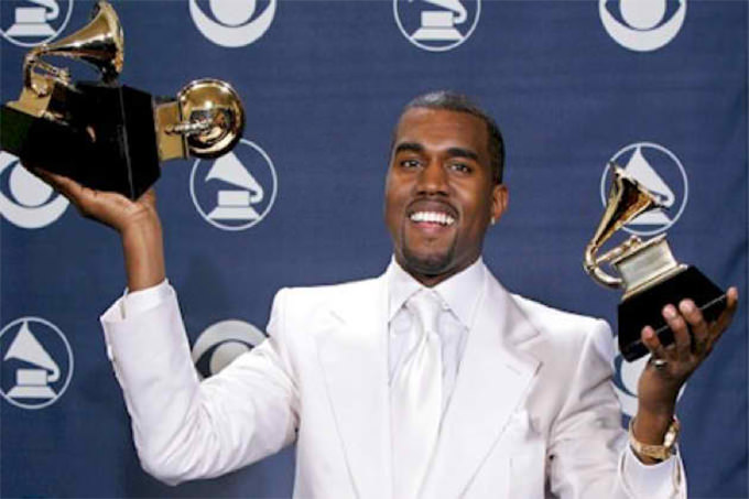 kanye-west-grammy-2005